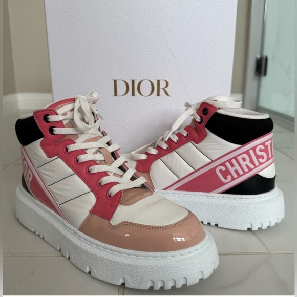 Christian Dior Pink and White High-Top Sneakers - Picture 3 of 3